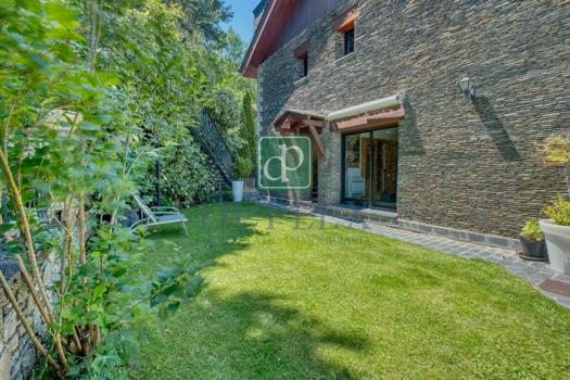 Exclusiva Casa Adosada en Venta en La Massana
