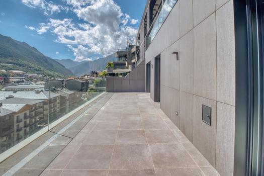 Atico triplex con piscina privada interior
