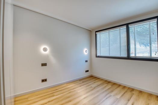 Atico triplex con piscina privada interior