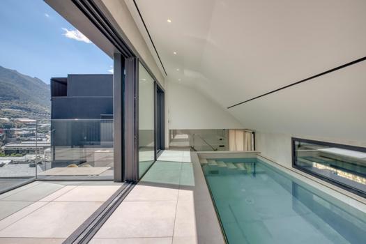 Atico triplex con piscina privada interior