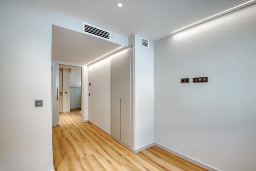Atico triplex con piscina privada interior
