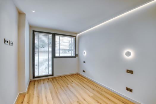 Atico triplex con piscina privada interior