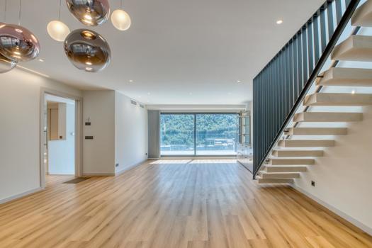 Atico triplex con piscina privada interior