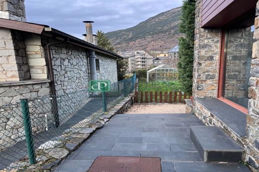 Chalet de excepción en Encamp con apartamento anexo