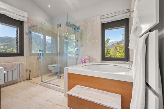 Exclusivo chalet en venta en Anyós 