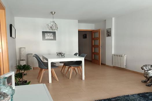 Piso en venta en Encamp de 74 m² con plaza de aparcamiento