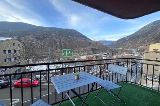 Piso de tres habitaciones en Encamp en venta