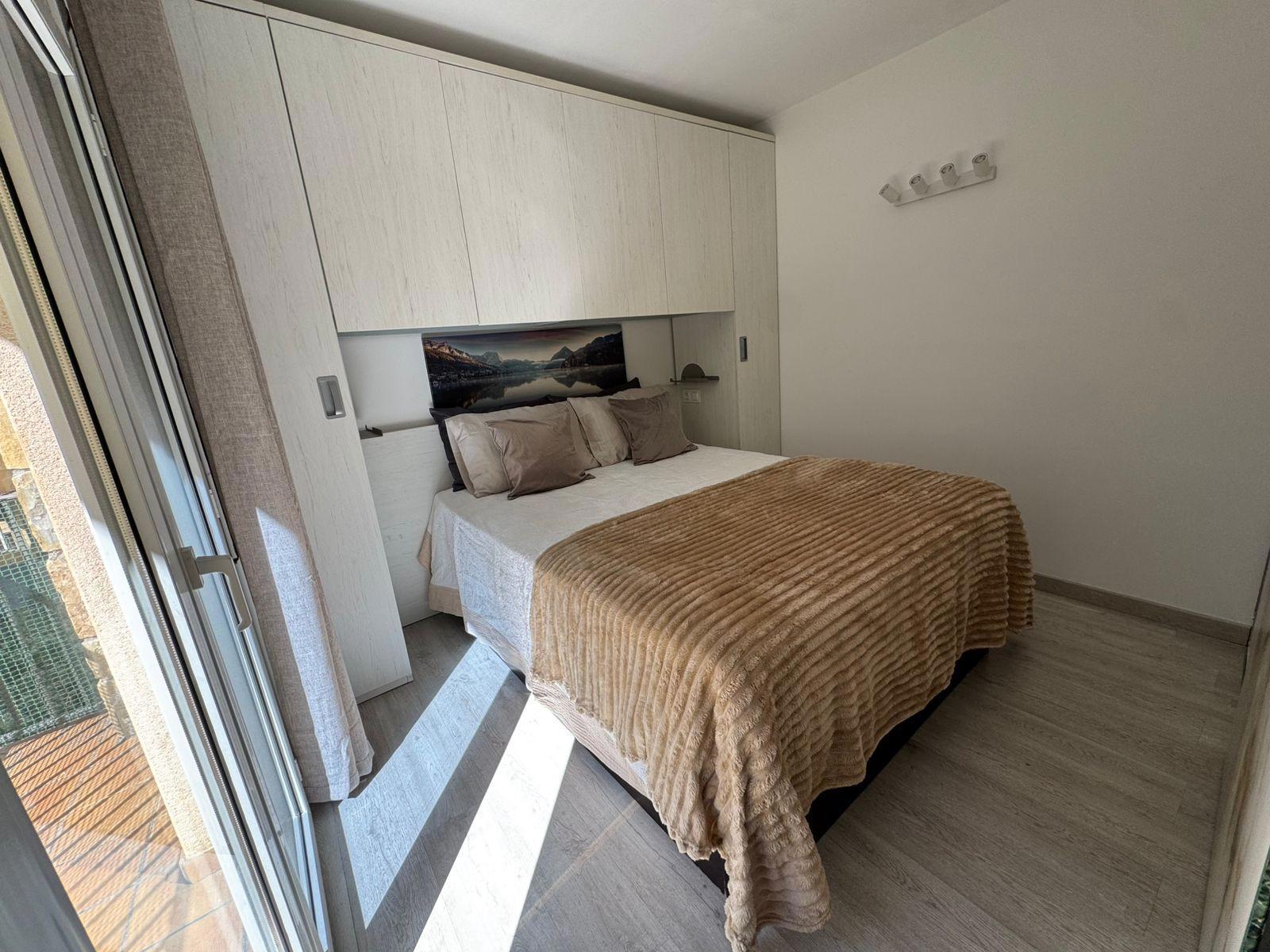 Se vende apartamento de 85 m² con tres habitaciones en Arinsal.