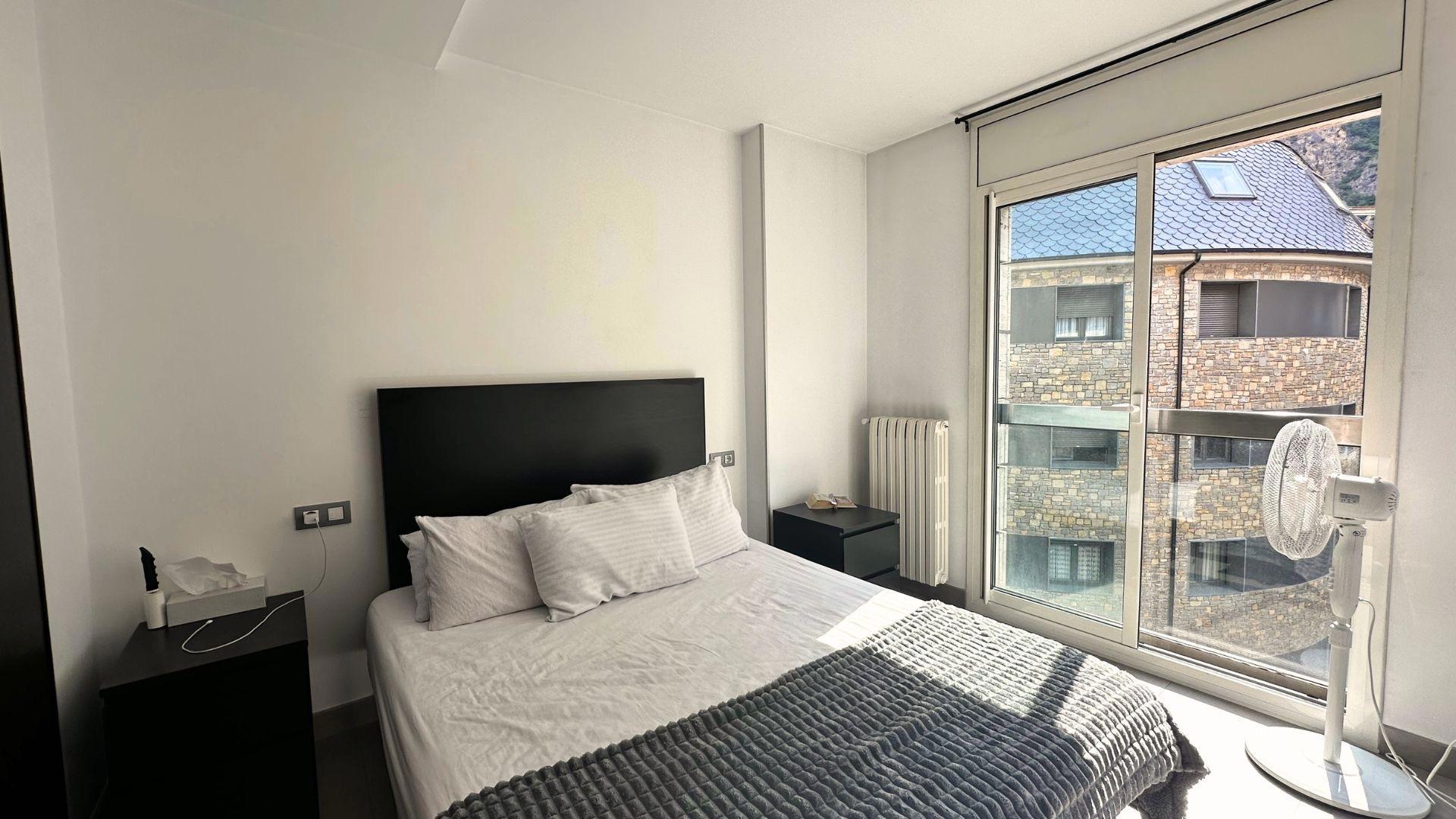 Se vende apartamento de una habitación en el centro de Sant Julià de Lòria, 
