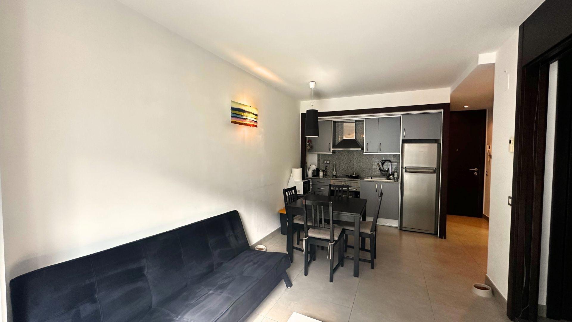 Se vende apartamento de una habitación en el centro de Sant Julià de Lòria, 