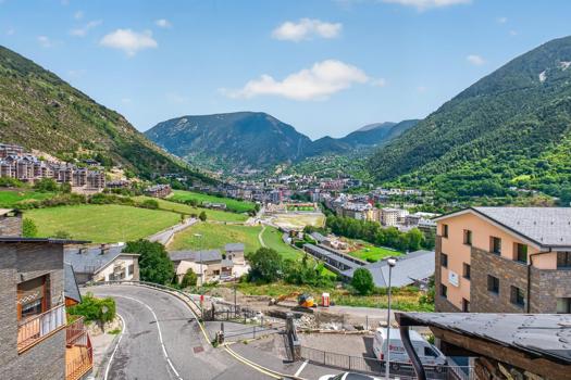 Àtic rústic reformat amb vistes espectaculars a La Pleta de Vila, Encamp