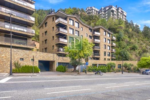 Penthouse de trois chambres à vendre à La Massana