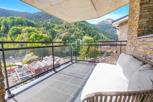 Penthouse de trois chambres à vendre à La Massana